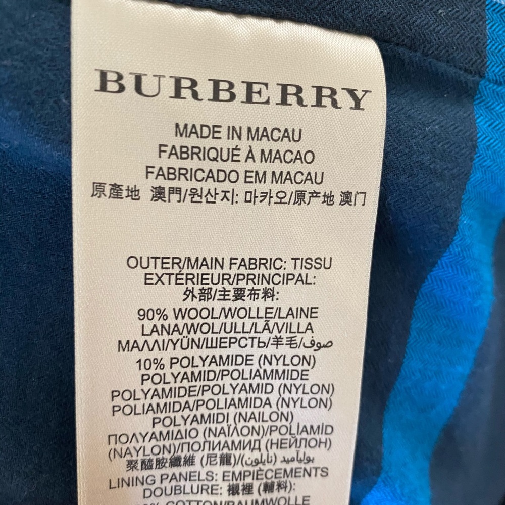 Burrbery Men wool coat ( new)